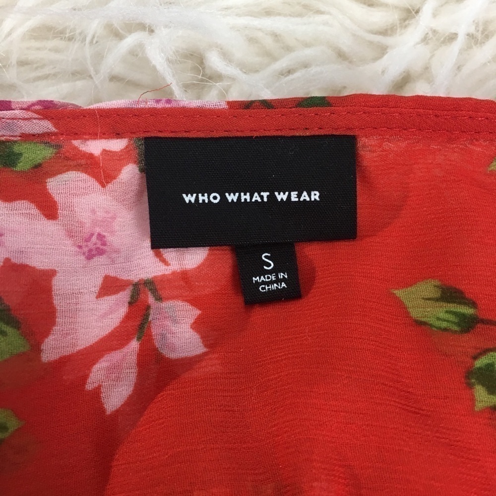 Romantic Who What Wear floral maxi dress in a vibrant red-orange shade with pink - Picture 5 of 8